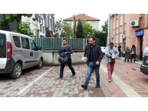 Annesi ve babasını bıçaklayan genç akıl hastanesine sevk edildi