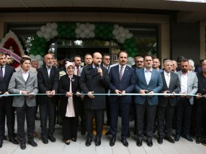 Konya’nın ilk ‘Millet Kıraathanesi’ Meram’da açıldı