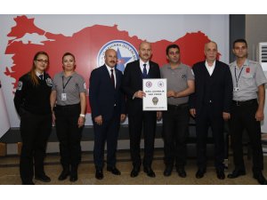 İçişleri Bakanı Soylu, Güvenlik-İş'i ziyaret etti