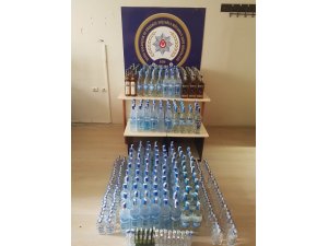 30 bin liralık kaçak içki ele geçirildi