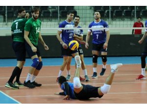 Büyükşehir voleybolda lige hazır