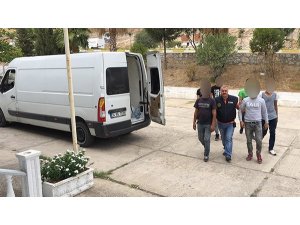 Milas’ta 38 göçmen yakalandı
