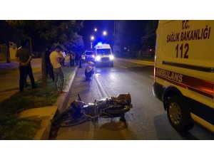 Motosiklet sürücüsü yaralandı