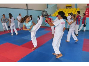 Foça Belediyespor Spor Okulları’nda yeni dönem