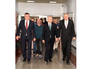 Kılıçdaroğlu, tedavisi devam eden CHP Mİlletvekili Bircan’ı ziyaret etti