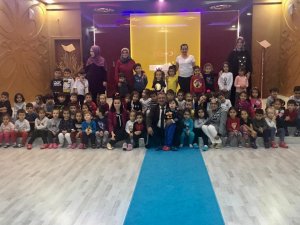 Başkan Hançerli minik öğrencilerle bir araya geldi