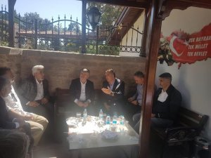 Gazilerden aşure ikramı
