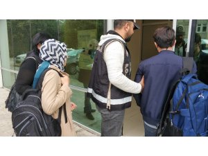 FETÖ’nun öğrenci sorumluları koca tutuklandı, karısına adli kontrol