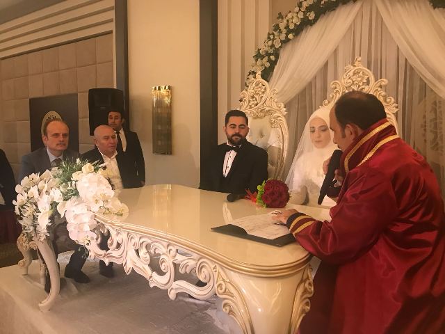Merve ile Emre mutluluğa imza atı