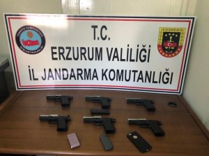 Erzurum’da silah kaçakçılarına operasyon: 6 kişi gözaltı