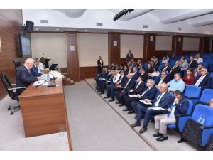 ’İl Ekonomi Toplantısı’ Vali Su başkanlığında yapıldı