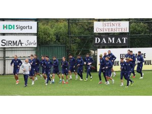 Fenerbahçe’de Rizespor maçı hazırlıkları sürüyor