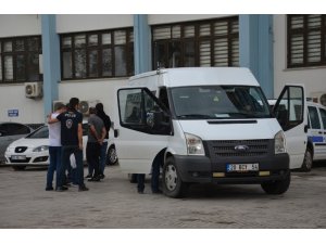 ’Oto yedek parçası satıyoruz’ diyerek vatandaşları 165 bin TL dolandırdılar