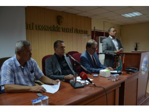 Pamuğun durumu ve sorunları Söke’de masaya yatırıldı