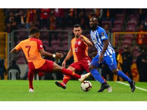 Spor Toto Süper Lig: Galatasaray: 0 - BB Erzurumspor: 0 (İlk yarı)