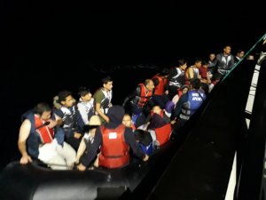 Sahil Güvenlik 1 haftada 849 göçmeni yakaladı
