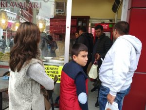 Bulgarlar baklava kuyruğunda