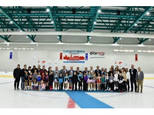 Minik patenciler Samsun’da yarıştı