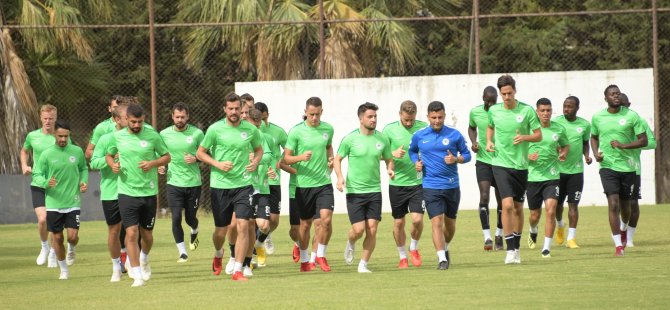 Konyaspor son antrenmanını İzmir'de yaptı