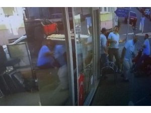 Çatıdan düşen antenden son anda kurtuldular
