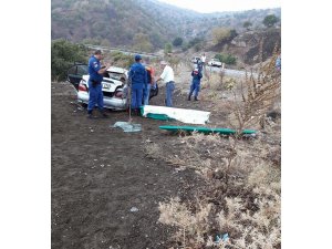 Manisa’da otomobil yoldan çıkarak devrildi: 1 ölü, 3 yaralı