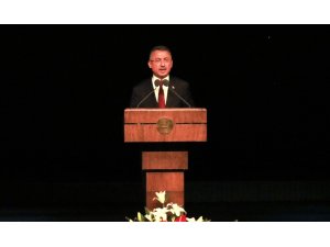 Cumhurbaşkanı Yardımcısı Oktay: "Ermeni diasporasının baskısına boyun eğerek Türk tezlerini yasaklama kararı alan parlamentoların kararlarına saygı duymuyoruz"