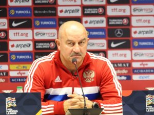 Stanislav Çerçesov: "İsveç ve Türkiye maçları bizi zorlayacak"