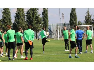 Akhisarspor, Standart Liege maçı hazırlıklarını sürdürüyor
