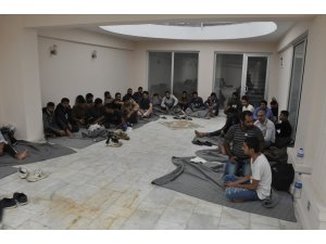 Fethiye’de iki ayrı yerde 117 kaçak göçmen Yakalandı