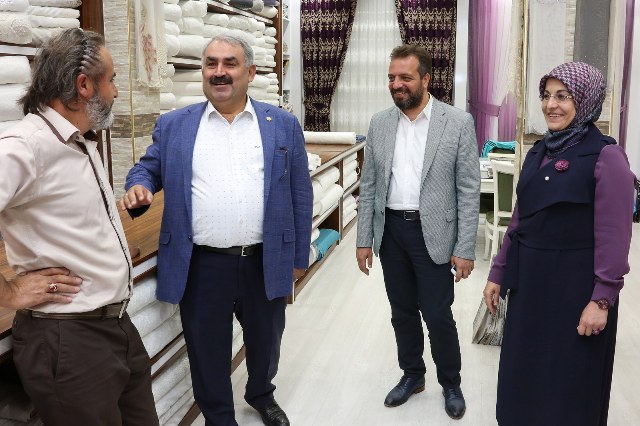 Etyemez ve Toru, Bedesten Esnafını ziyaret etti