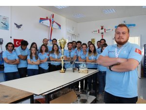 Ödüllü Anatolia Aero Design ekibi savunma sanayine hazırlanıyor