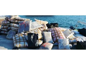 Sürat teknesiyle getirilen 1,5 ton skunk yakalandı