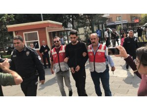 Bakırköy’de insanların üzerine otomobil süren zanlı adliyeye getirildi