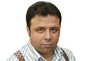 Ben cuma namazlarını evde kılarım