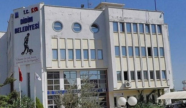 CHP bunu da başardı! İcradan satılık belediye binası!