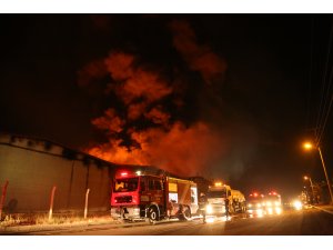 GÜNCELLEME 2 - Kahramanmaraş'ta fabrika yangını