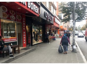 Uyuşturucu satıcılarının araçla vatandaşların arasına daldığı olayda yeni görüntüler ortaya çıktı
