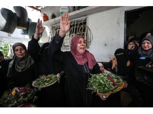 İsrail'in şehit ettiği Filistinli çocuk toprağa verildi