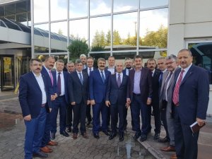 AK Parti ilçe başkanları Ankara’da bir araya geldi