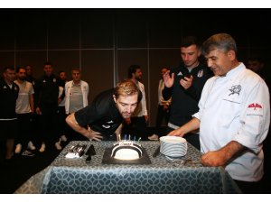 Caner Erkin’in doğum günü kutlandı