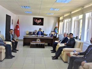 Müsteşar Yardımcısı Özden'den kaymakama ziyaret