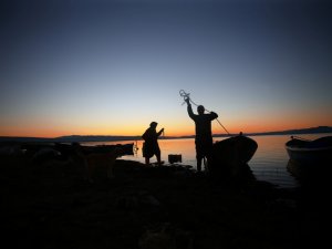 Balıkçı çift 15 yıldır beraber "vira bismillah" diyor
