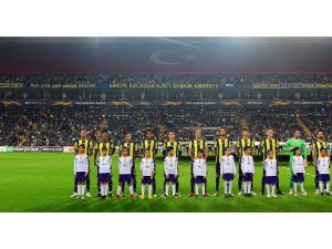 UEFA Avrupa Ligi: Fenerbahçe: 0 - Spartak Trnava: 0 (Maç devam ediyor)