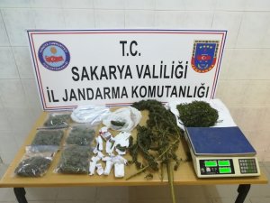 Jandarmadan Akyazı’da silah baskını