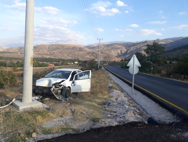 Konya'da Trafik Kazası: 2 Yaralı