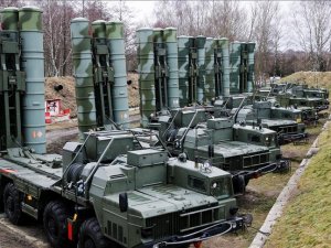 Rusya Hindistan’a S-400 sattı