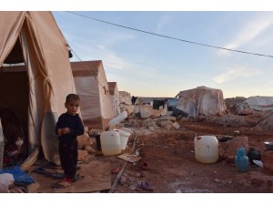 İdlib'e sığınan Türkmenler yardım bekliyor