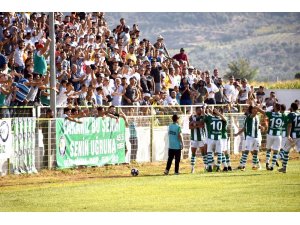Salihli Belediyespor 3’te 3 peşinde