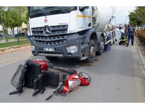 Aşure hayrına giden çift beton mikserinin altında kaldı: 1 ölü, 1 ağır yaralı
