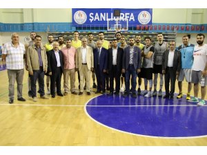 Demirkol, Haliliye Basketbol takımını ziyaret etti